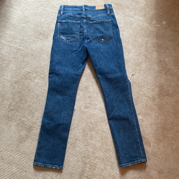 Paige Sarah Slim Distressed Knee Straight Leg High Rise Mid Wash Jeans Size 27 - Picture 11 of 13